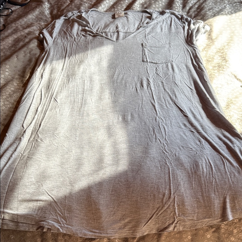 Casual Gray V-Neck Nightshirt